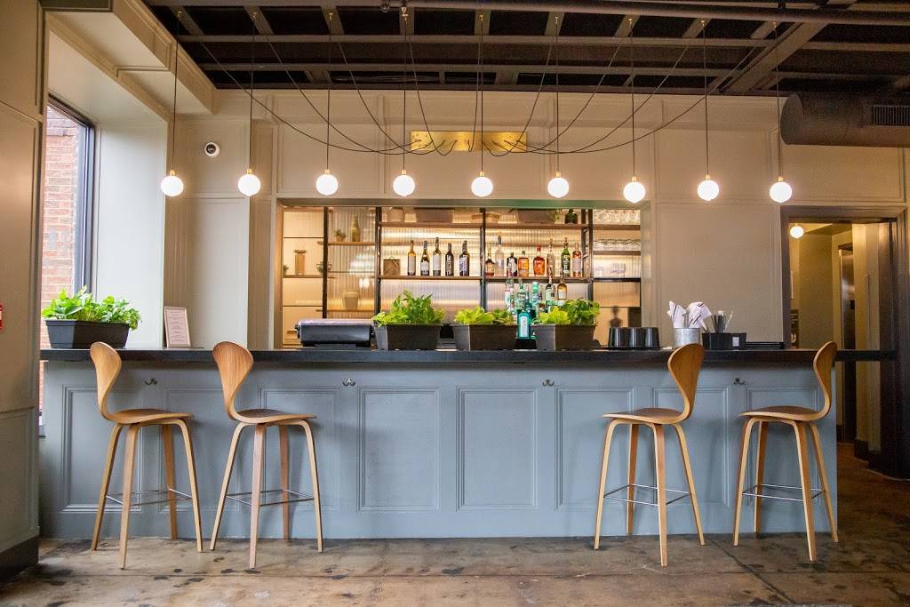 Taproot Tavern | restaurant | 202 High St, Farmville, VA 23901, USA | 4346581400 OR +1 434-658-1400