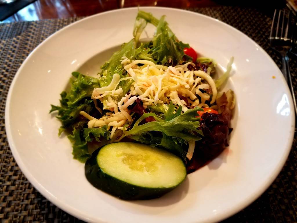 Matteos Italian Restaurant | restaurant | 8072 Columbia Rd, Olmsted Falls, OH 44138, USA | 4404275400 OR +1 440-427-5400