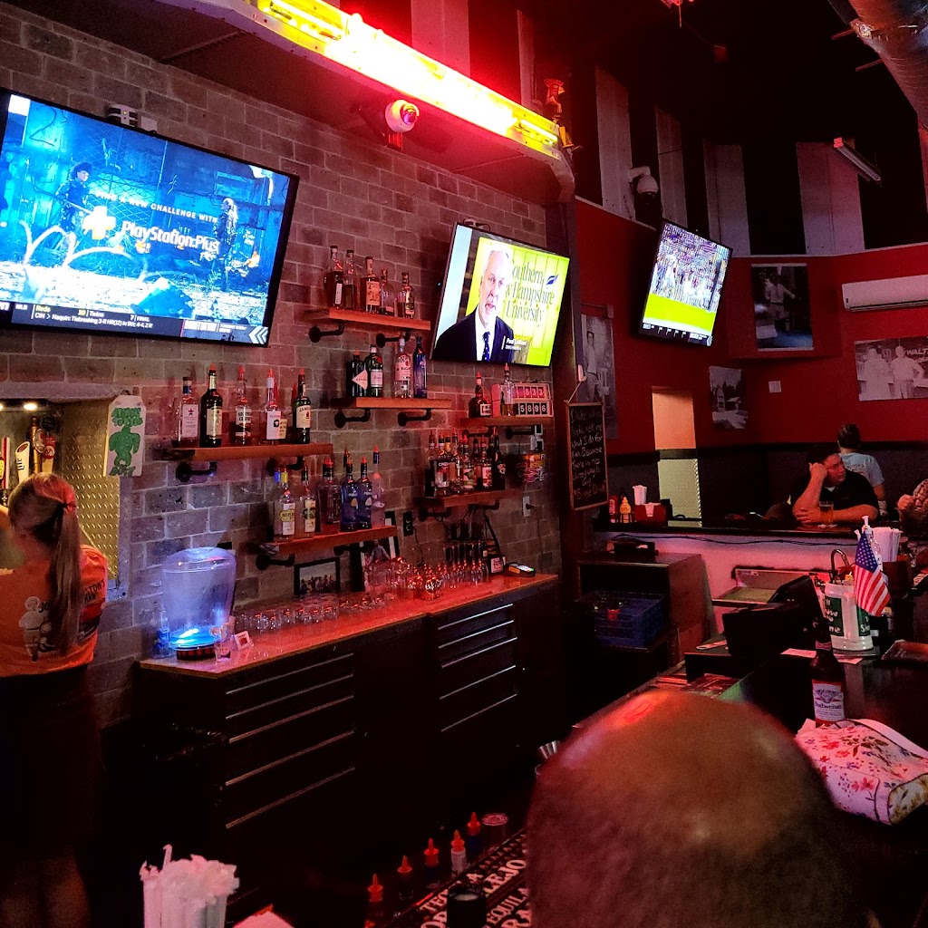 Johnny Hustons Grille & Bar | restaurant | 7634 Navarre Pkwy, Navarre, FL 32566, USA | 8509369900 OR +1 850-936-9900