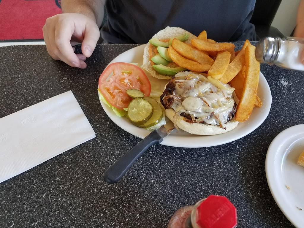 Chubbys Diner | restaurant | 3108 E Gettysburg Ave, Fresno, CA 93726, USA | 5592274402 OR +1 559-227-4402
