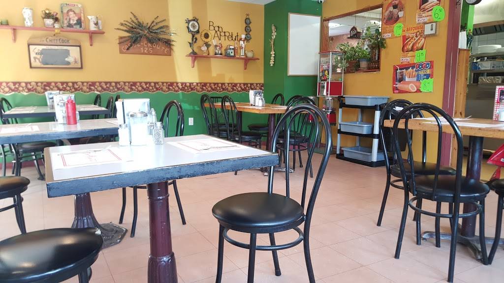 Casse-Croute 125 | restaurant | 125 Route de Rawdon, Rawdon, QC J0K 1S0, Canada | 4508341597 OR +1 450-834-1597