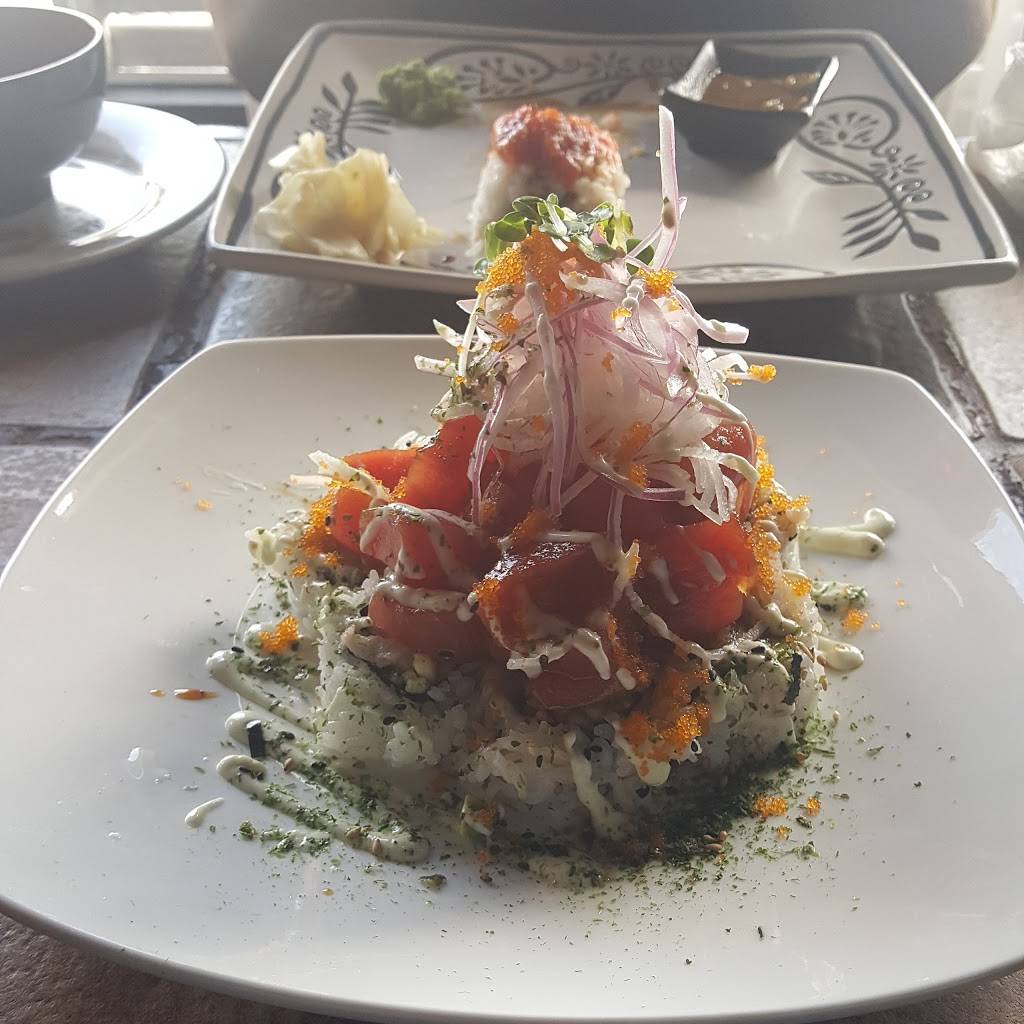 Niko Niko Sushi | restaurant | 10839 National Blvd, Los Angeles, CA 90064, USA | 3104702661 OR +1 310-470-2661