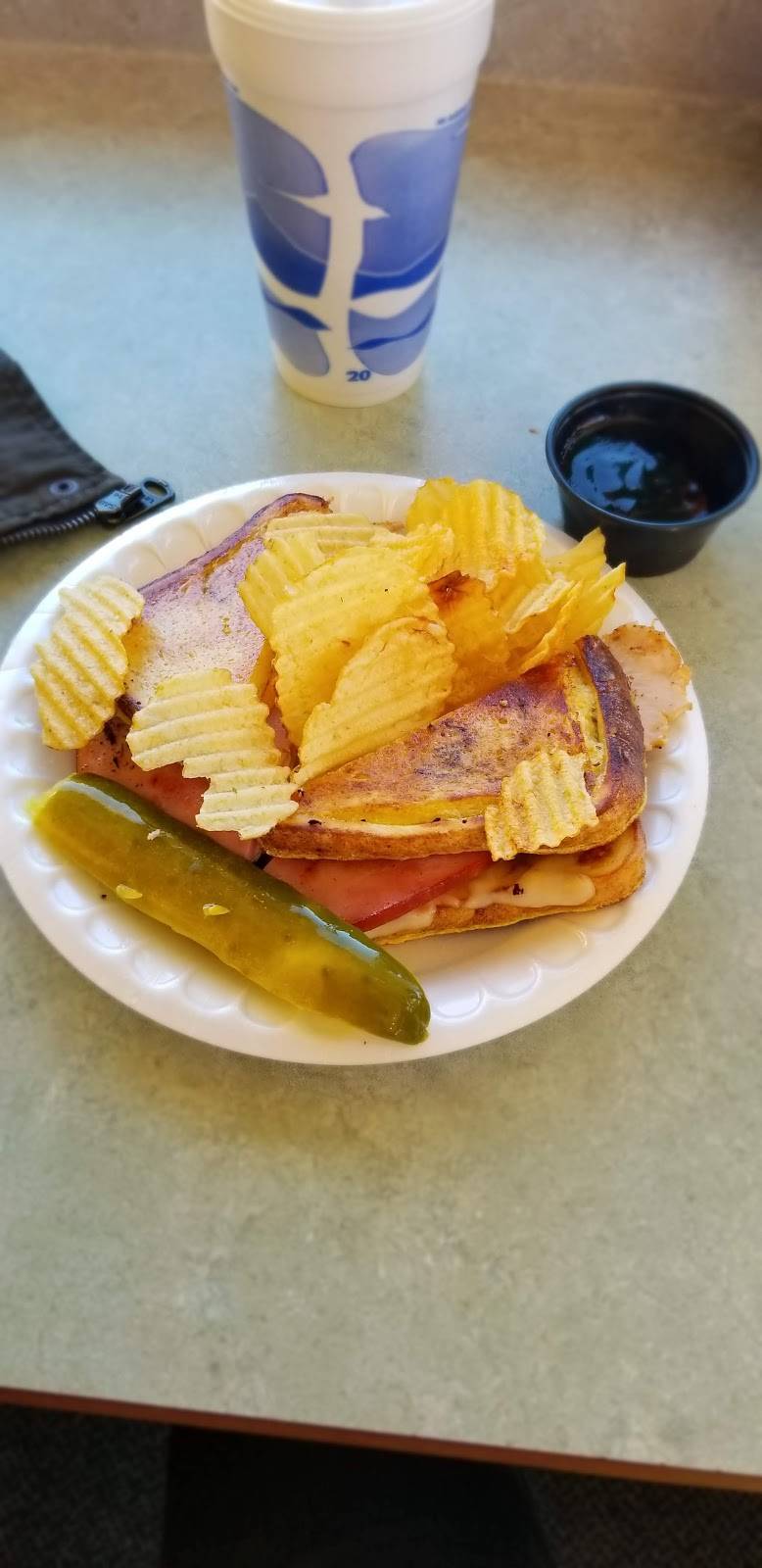 Dunns Deli | restaurant | 2512, 134 Main St W, Banner Elk, NC 28604, USA | 8288986731 OR +1 828-898-6731