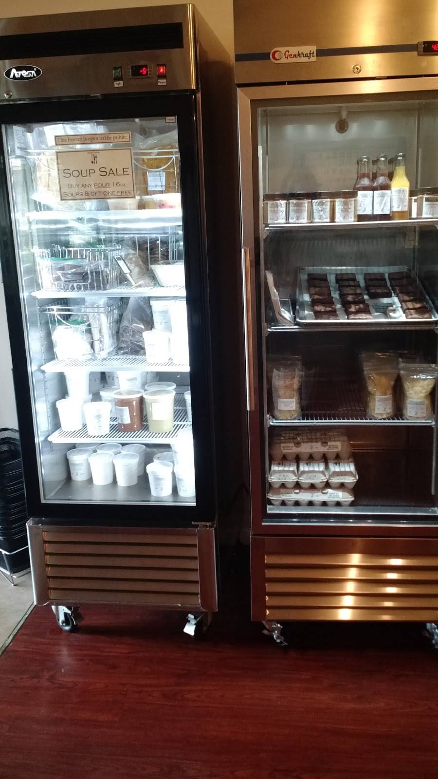 Three Leaves Foods | meal takeaway | 2484 W 3rd St, Santa Rosa, CA 95401, USA | 7075950316 OR +1 707-595-0316