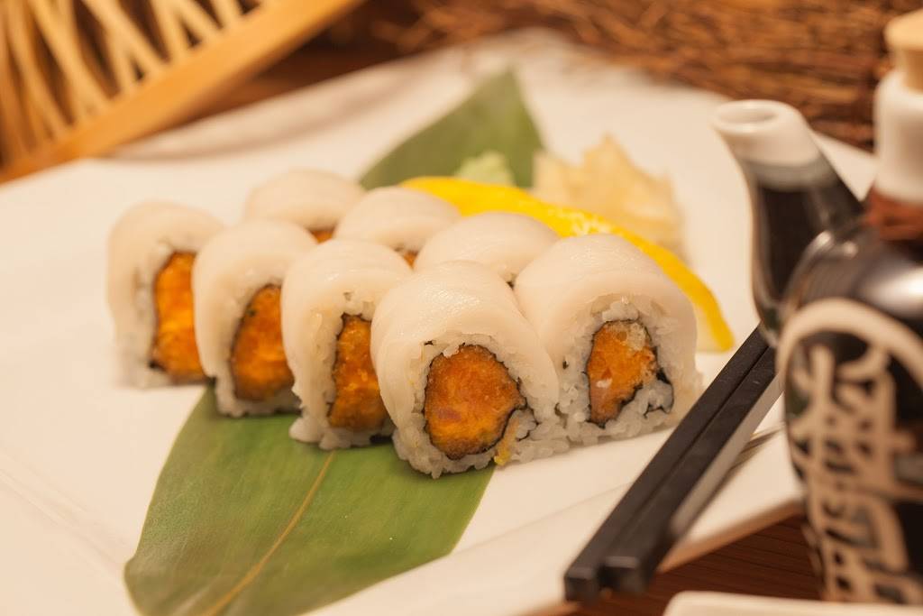 Kawa Ramen and Sushi | restaurant | 2321 N Murray Ave, Milwaukee, WI 53211, USA | 4148007979 OR +1 414-800-7979