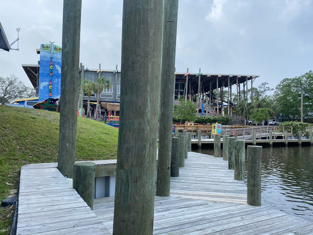 Tacky Jacks Gulf Shores | restaurant | 240 E 24th Ave, Gulf Shores, AL 36542, USA | 2519488881 OR +1 251-948-8881