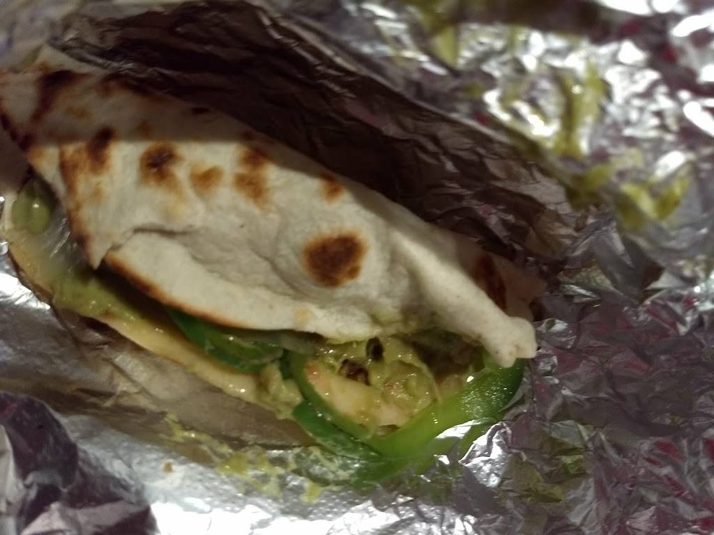 Taco King | restaurant | 25631 Union Tpke, Queens, NY 11004, USA | 7183438886 OR +1 718-343-8886