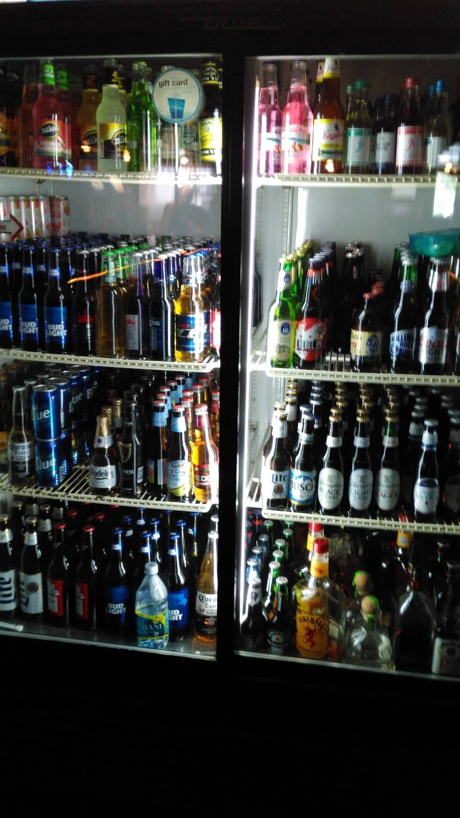 Shellukes Bar & Grill | restaurant | 1673 E State St, Fremont, OH 43420, USA | 4193349133 OR +1 419-334-9133