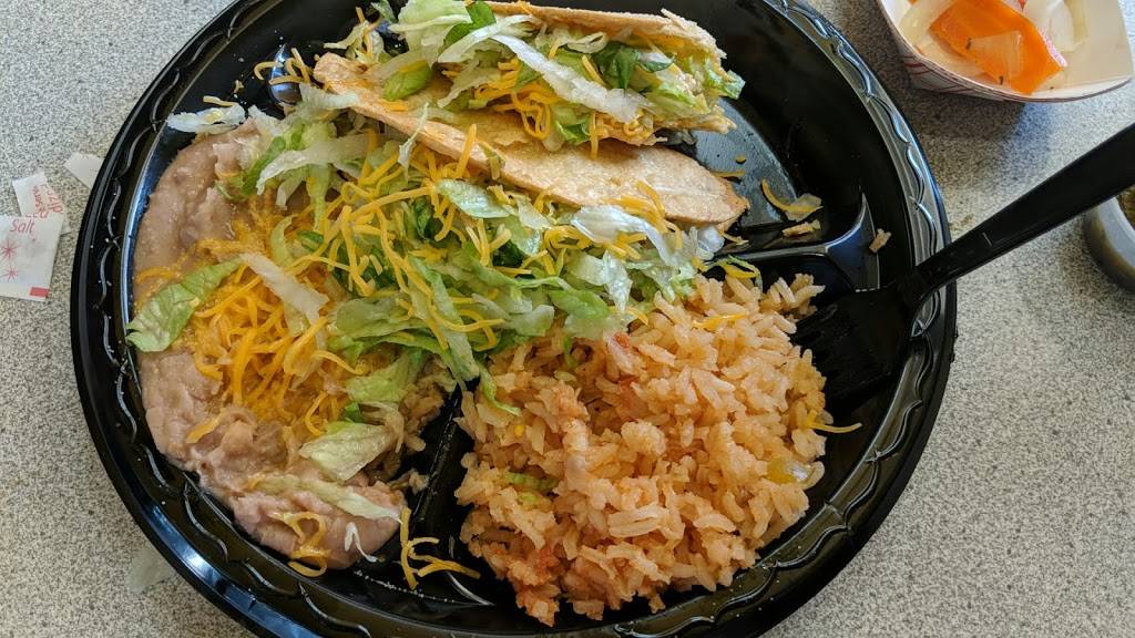 Federicos Mexican Food | restaurant | 6680 W Peoria Ave, Glendale, AZ 85302, USA | 6233345056 OR +1 623-334-5056