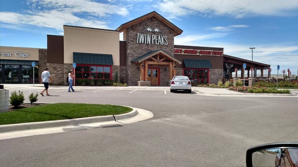 Twin Peaks Restaurant | restaurant | 7325 W Taft St, Wichita, KS 67209, USA | 3164404940 OR +1 316-440-4940