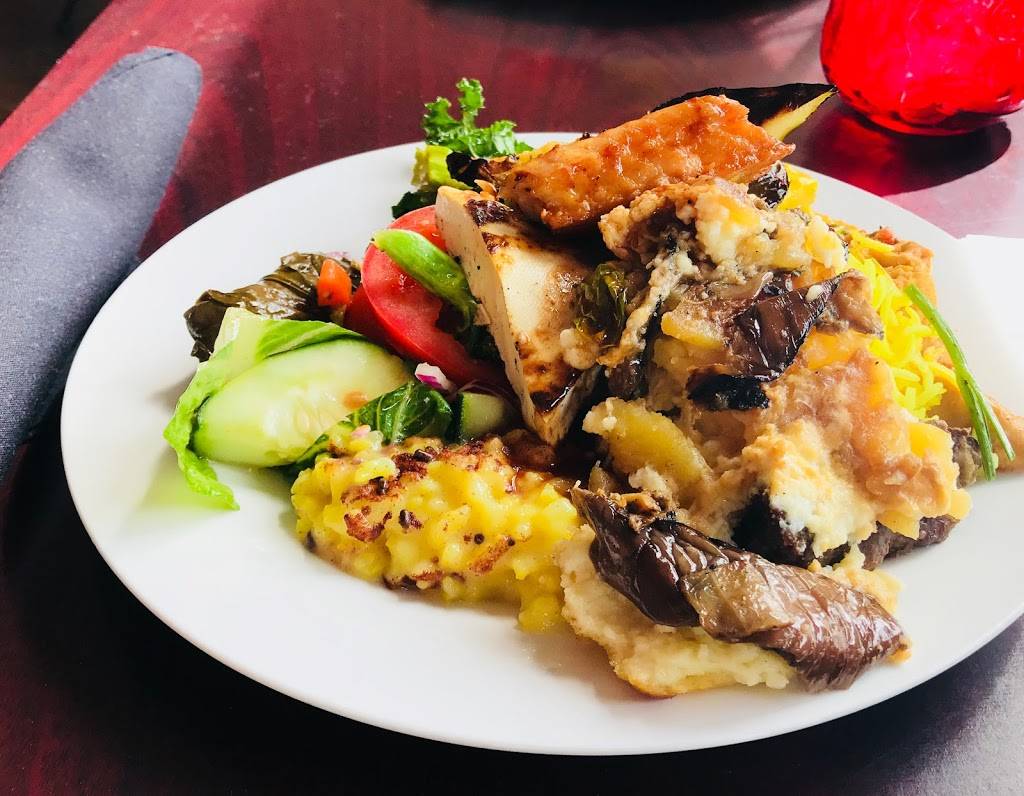 Bacheesos | restaurant | 246 Grand Ave, Oakland, CA 94610, USA | 5108911496 OR +1 510-891-1496