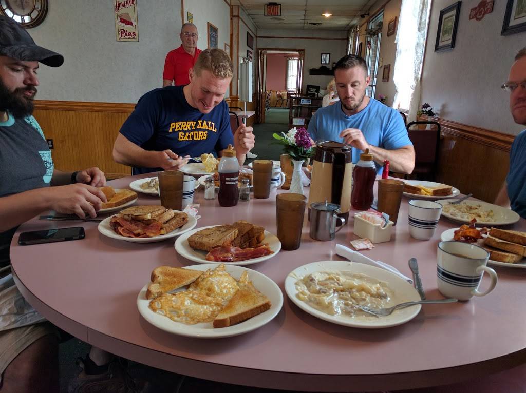 Windy Hill Restaurant | restaurant | 13120 Clear Spring Rd, Clear Spring, MD 21722, USA | 3018422827 OR +1 301-842-2827