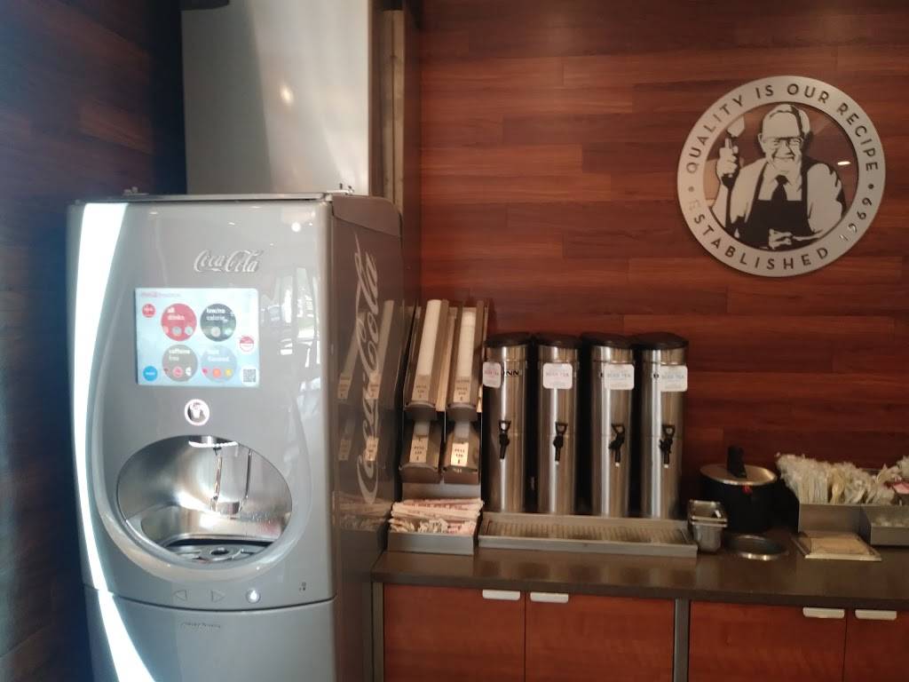 Wendys | restaurant | 1110 Market Ave N, Canton, OH 44702, USA | 3304522931 OR +1 330-452-2931