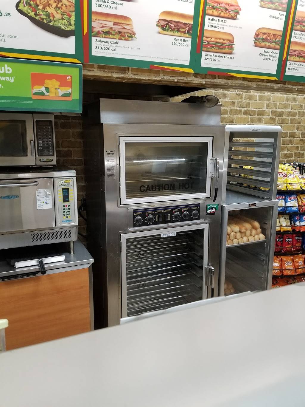 Subway Restaurants | restaurant | 6920 S Ashland Ave Unit D, Chicago, IL 60636, USA | 7737763540 OR +1 773-776-3540