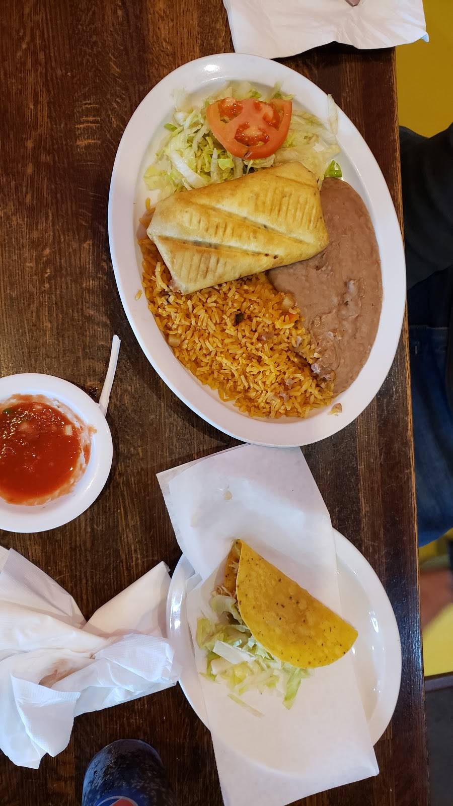 Los Cabos Mexican Grill | restaurant | 2401 WI-25 #2, Menomonie, WI 54751, USA | 7152313322 OR +1 715-231-3322