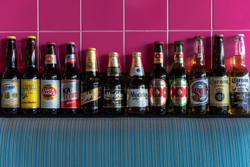 Taco Maya | restaurant | 8610 W Golf Rd, Niles, IL 60714, USA | 8478135600 OR +1 847-813-5600