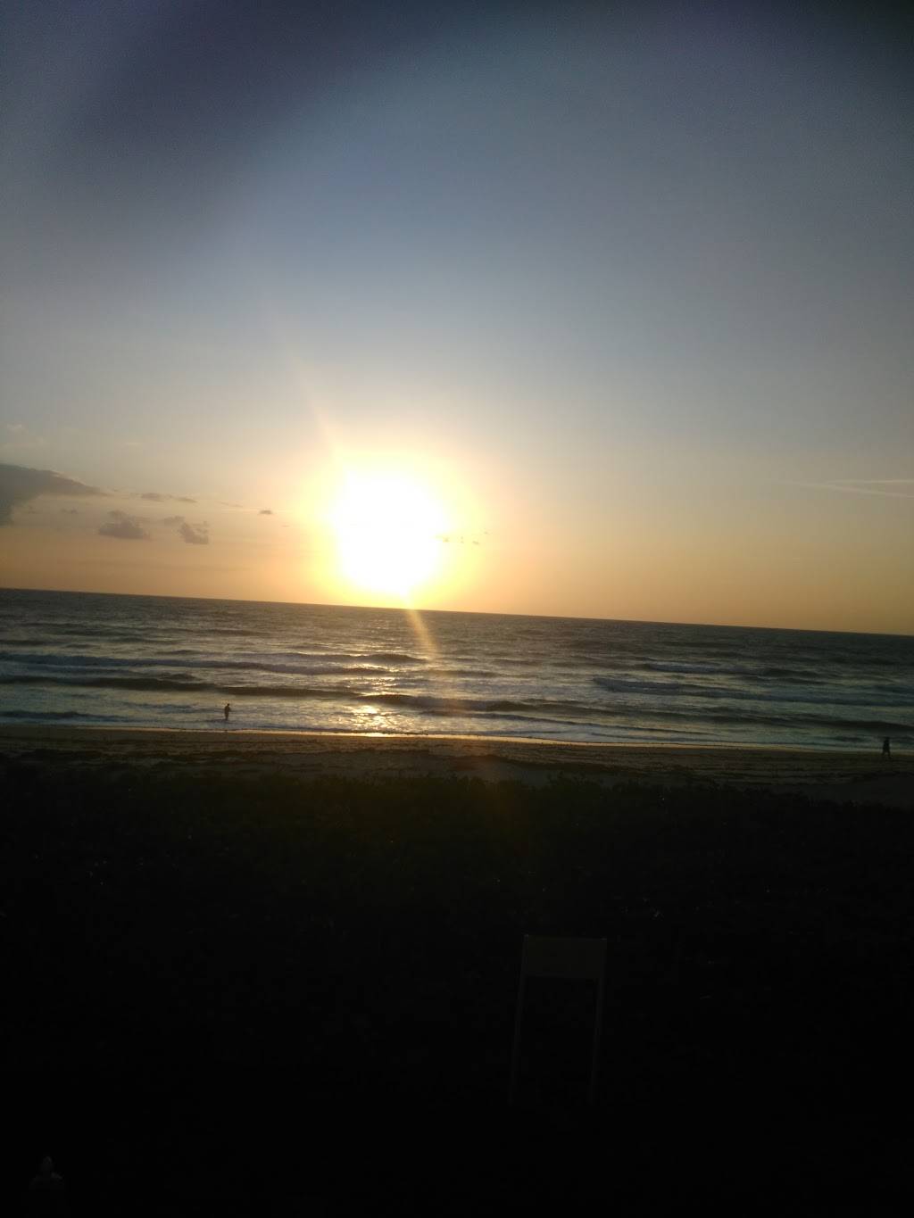 Atlantic Jacks Grill | restaurant | 1665 N Hwy A1A, Indialantic, FL 32903, USA | 3217234222 OR +1 321-723-4222