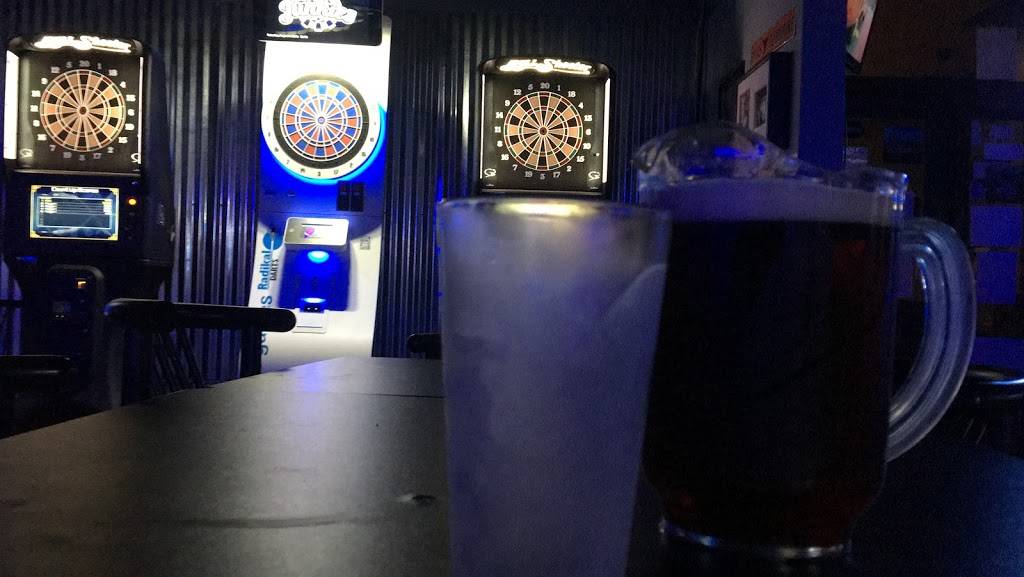 Canucks Bar and Grill | restaurant | 1102 Texas St, Lewisville, TX 75057, USA | 9724367000 OR +1 972-436-7000