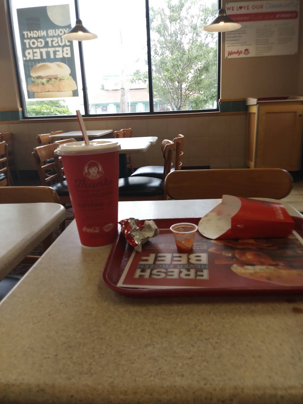 Wendys | restaurant | 1331 W 117th St, Cleveland, OH 44107, USA | 2165216211 OR +1 216-521-6211