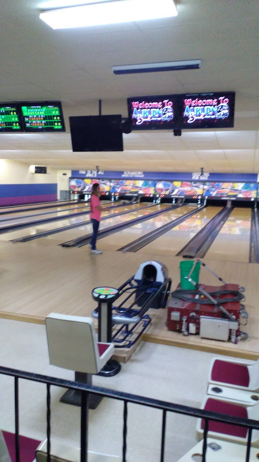 Auburn Bowl Inc | restaurant | 1815 Sprott St, Auburn, IN 46706, USA | 2609250235 OR +1 260-925-0235