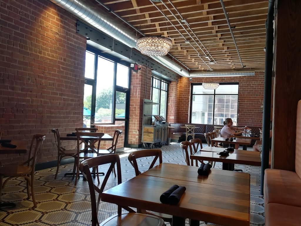 Black Sheep Social Club | restaurant | 600 1st St SE, Cedar Rapids, IA 52401, USA | 3192007070 OR +1 319-200-7070