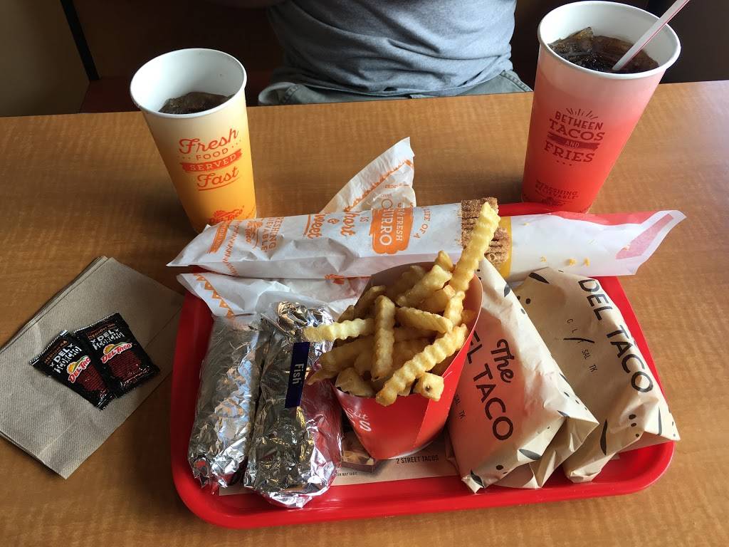 Del Taco | meal takeaway | 43 Union Blvd, Lakewood, CO 80228, USA | 3039862471 OR +1 303-986-2471