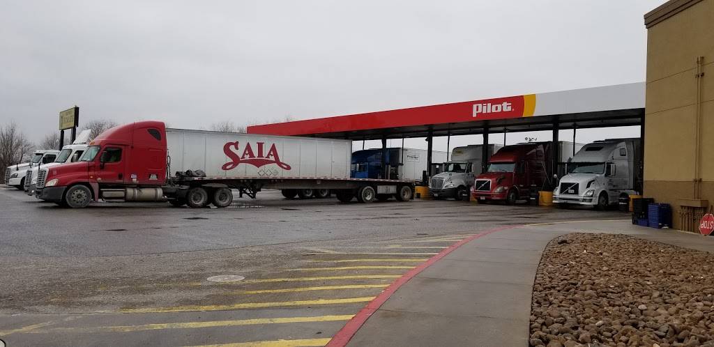 McDonalds | cafe | 4440 N McCarty St, Houston, TX 77013, USA | 7136736642 OR +1 713-673-6642