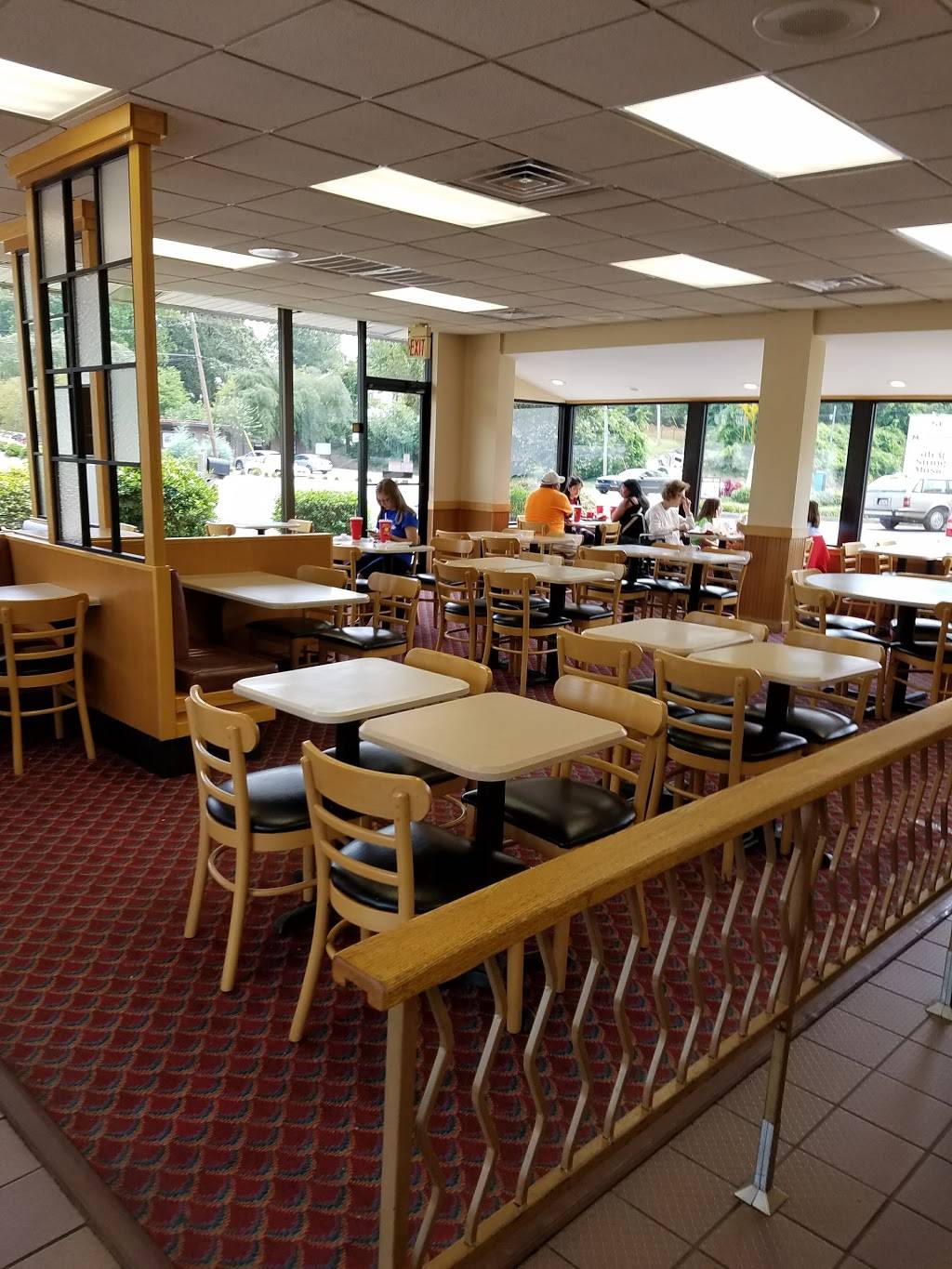 Wendys | restaurant | 943 N Pleasantburg Dr, Greenville, SC 29607, USA | 8642322922 OR +1 864-232-2922
