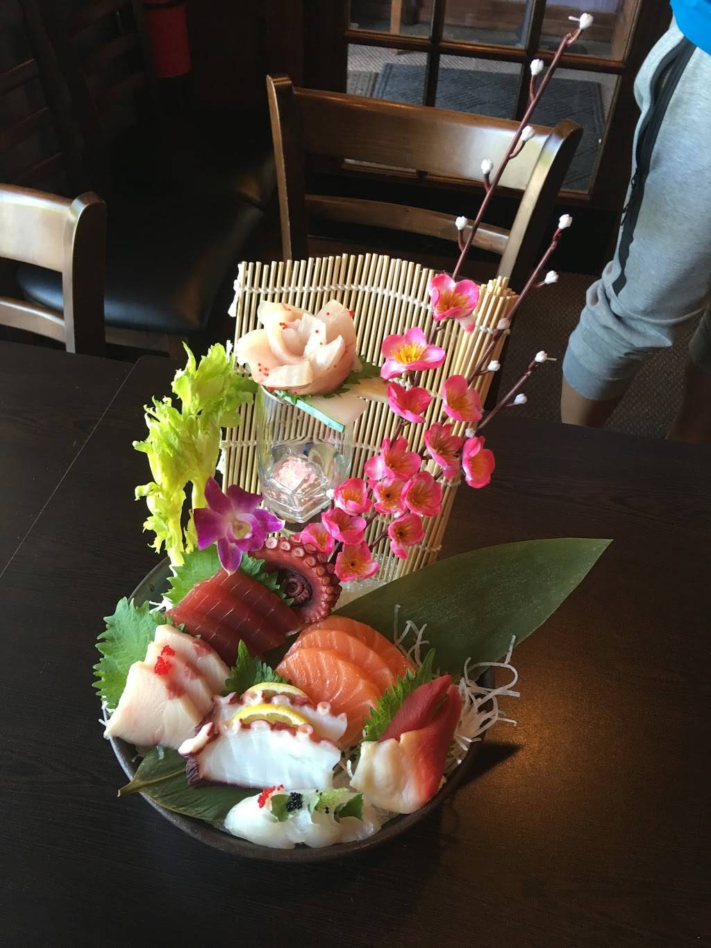 Kawa Japanese Fusion | restaurant | 162 N Main St, Florida, NY 10921, USA | 8456518080 OR +1 845-651-8080