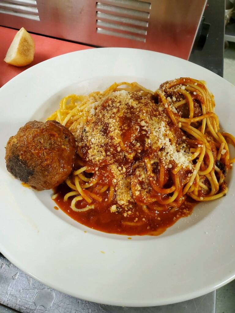 Villantes Authentic Homemade Italian Cuisine | restaurant | 1111 Riverside Ave #101, Paso Robles, CA 93446, USA | 8052215449 OR +1 805-221-5449