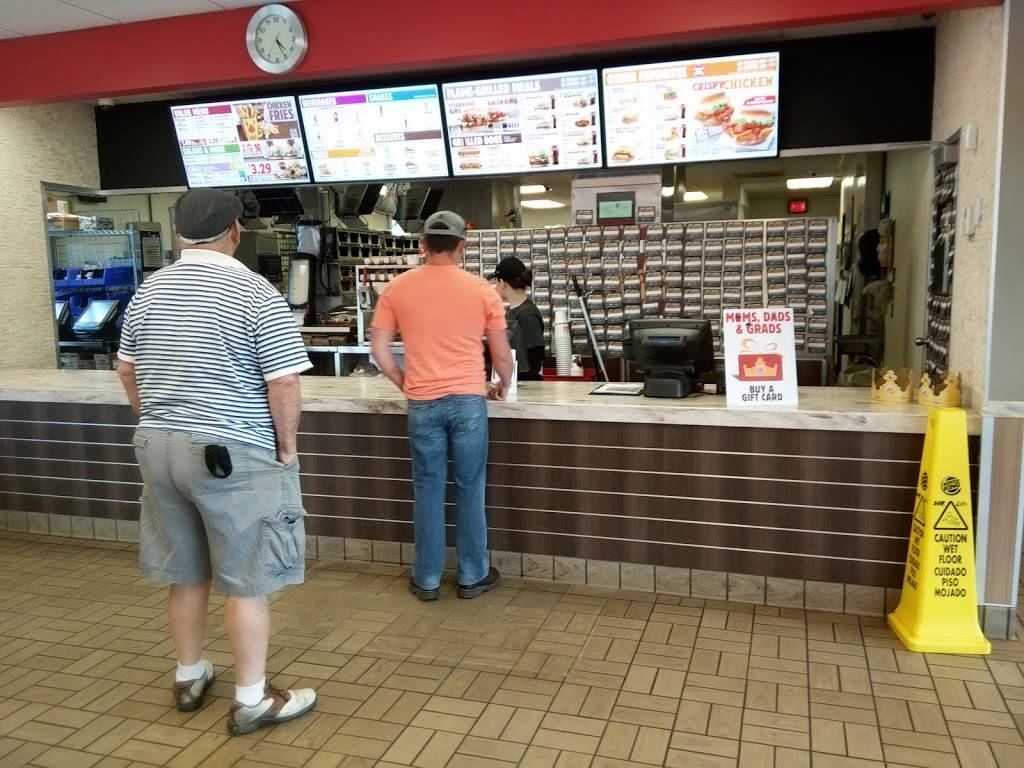 Burger King | restaurant | 1100 E Main St, Edmore, MI 48829, USA | 9892668230 OR +1 989-266-8230