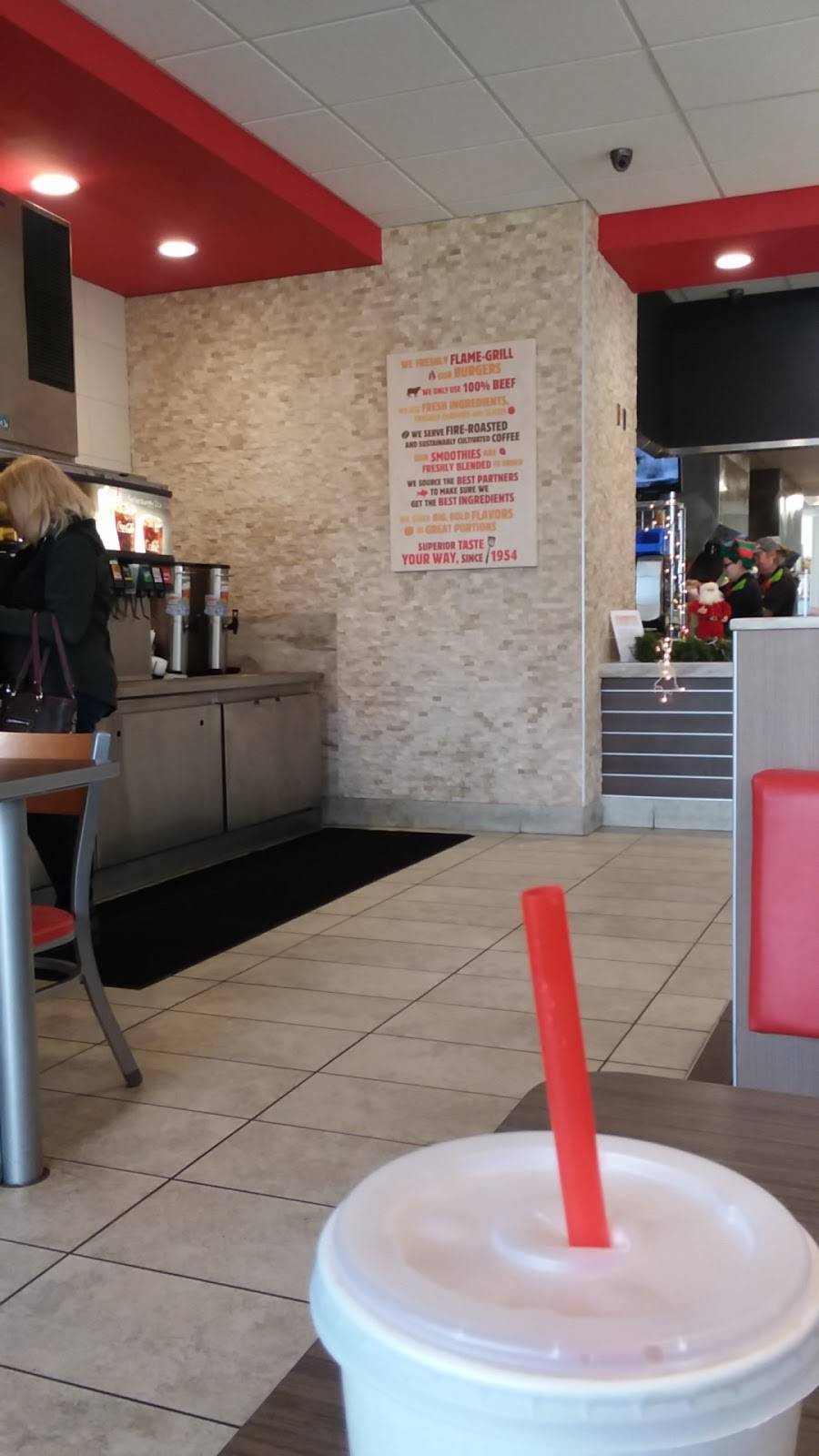 Burger King | restaurant | 1601 E Hackberry St, Salem, IN 47167, USA | 8128839288 OR +1 812-883-9288