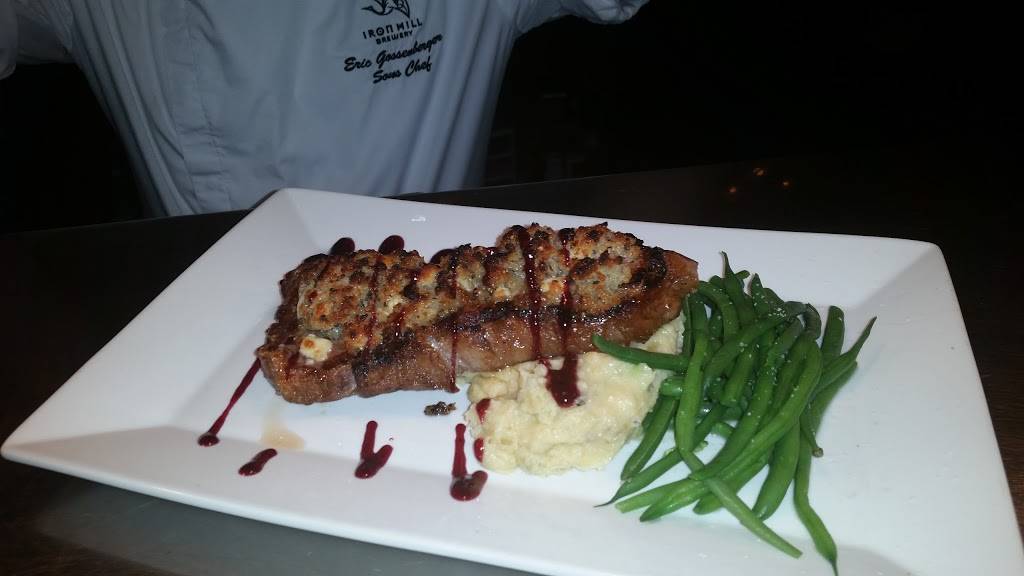 Iron Hill Brewery & Restaurant | restaurant | 8400 Germantown Ave, Philadelphia, PA 19118, USA | 2159485600 OR +1 215-948-5600