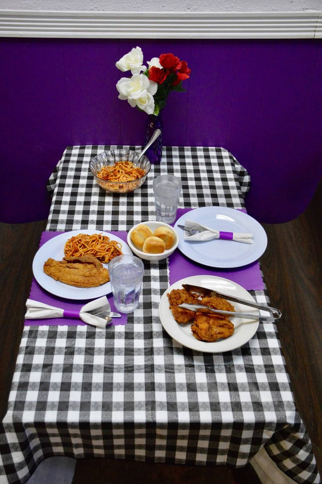 Simplee Delicious | restaurant | 106 N Water St, Sparta, WI 54656, USA | 6084879408 OR +1 608-487-9408