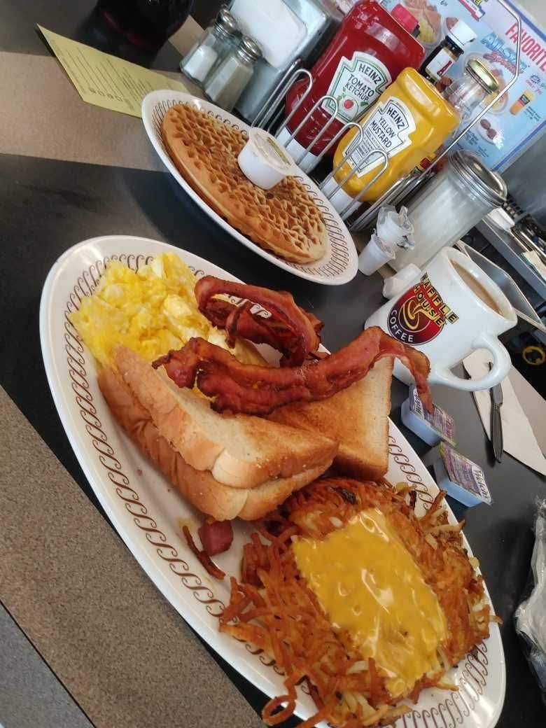 Waffle House | meal takeaway | 8111 E Rl Thornton Expwy, Dallas, TX 75228, USA | 2146609212 OR +1 214-660-9212