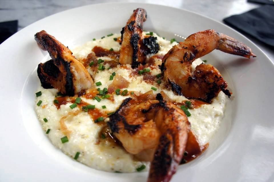 Off The Hook Seafood Market & Restaurant | restaurant | 6630 Gateway Ave, Sarasota, FL 34231, USA | 9419235570 OR +1 941-923-5570