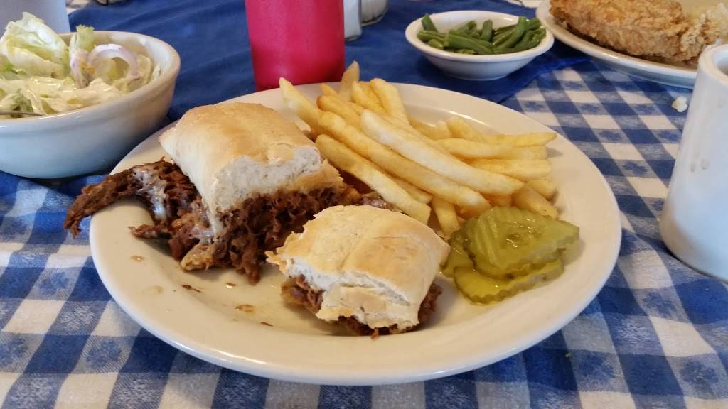 Hardees | restaurant | 304 E National Ave, Brazil, IN 47834, USA | 8124481826 OR +1 812-448-1826