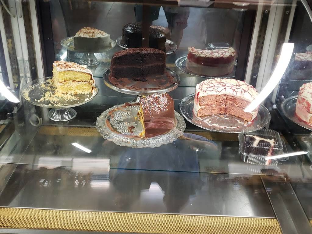 Farm Fresh Steakhouse And Bakery | restaurant | 701-7 N, McCroskey St, Nixa, MO 65714, USA | 4177705910 OR +1 417-770-5910