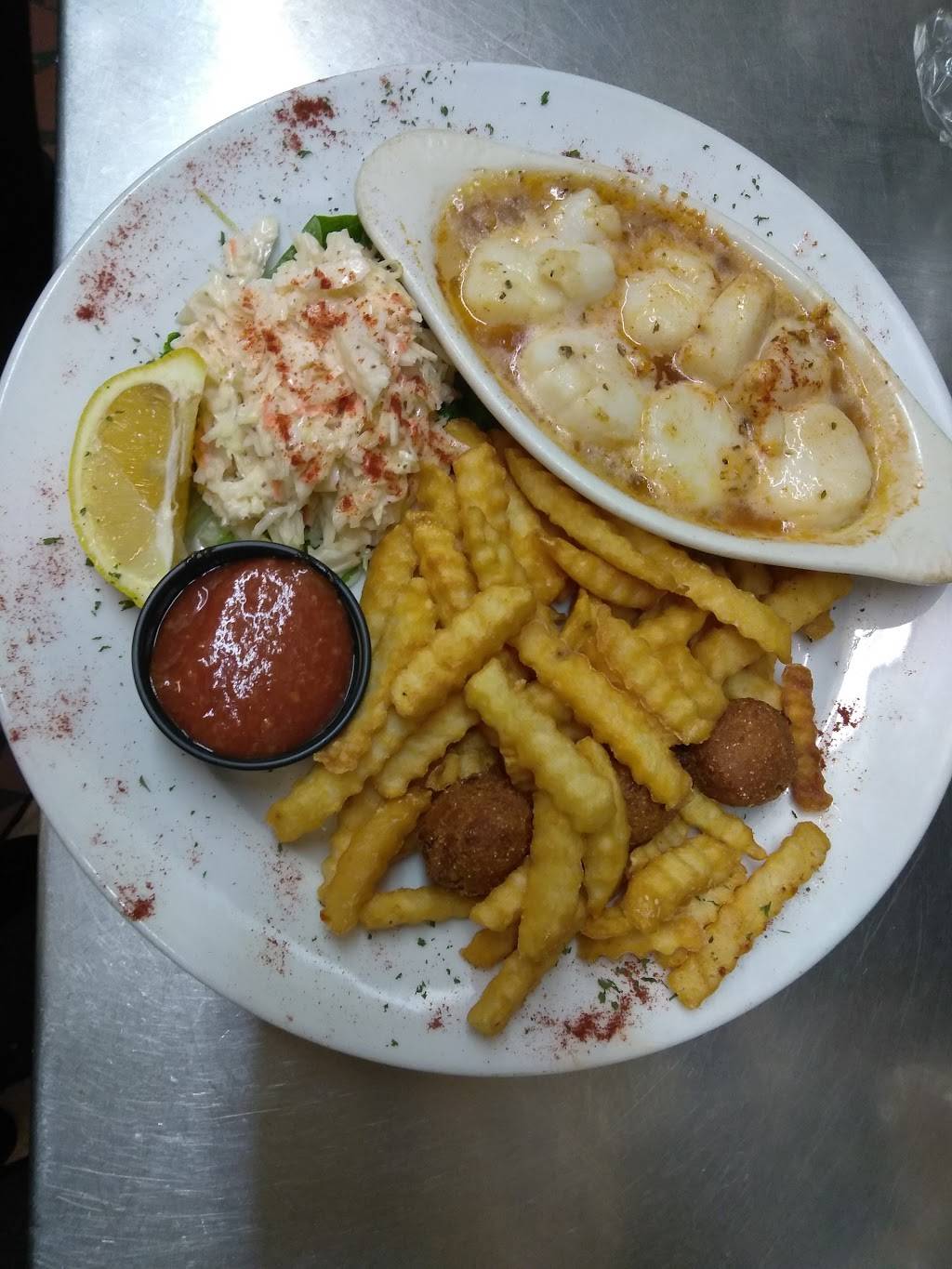 Capn Rons | restaurant | 9300 Chesapeake St, Norfolk, VA 23503, USA | 7575870547 OR +1 757-587-0547