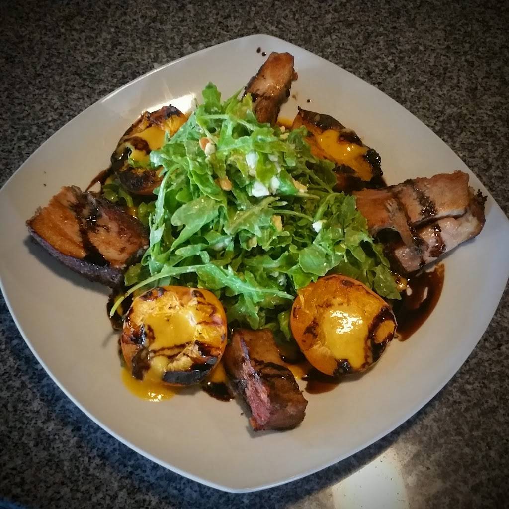 AJs On The Green Bar & Restaurant | night club | 36200 Date Palm Dr, Cathedral City, CA 92234, USA | 7602021111 OR +1 760-202-1111