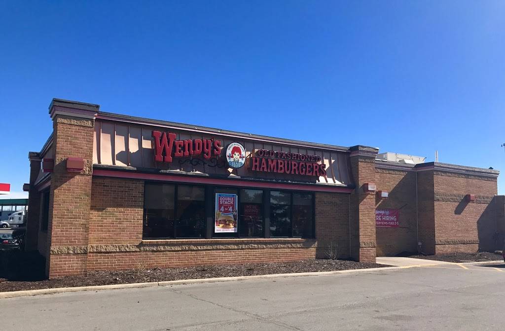 Wendys | restaurant | 1560 S Hamilton Cir, Olathe, KS 66061, USA | 9138297590 OR +1 913-829-7590