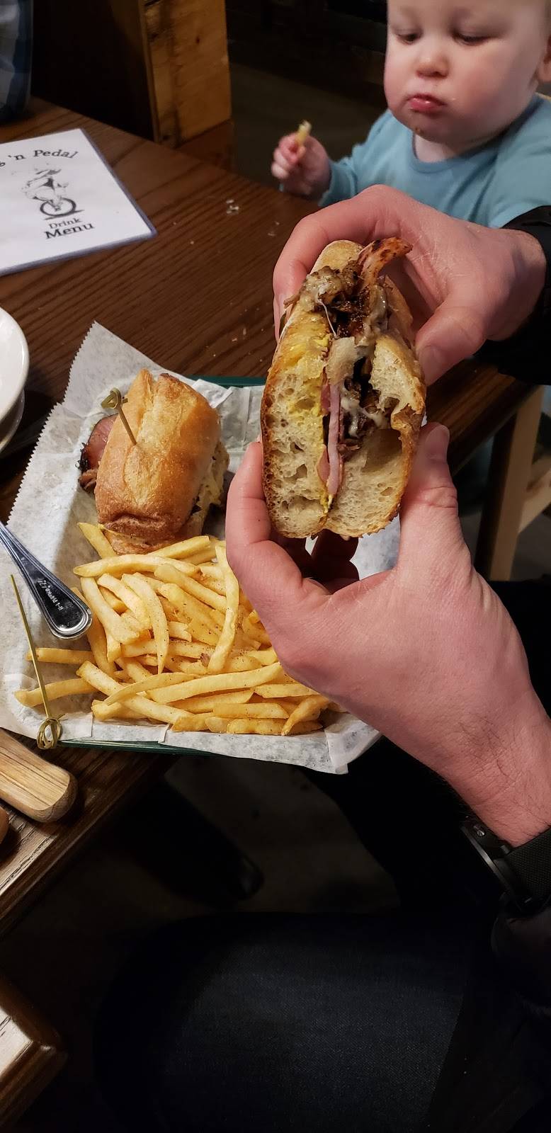 Pig n Pedal | restaurant | 710 SW 3rd St, Ankeny, IA 50023, USA | 5159648640 OR +1 515-964-8640