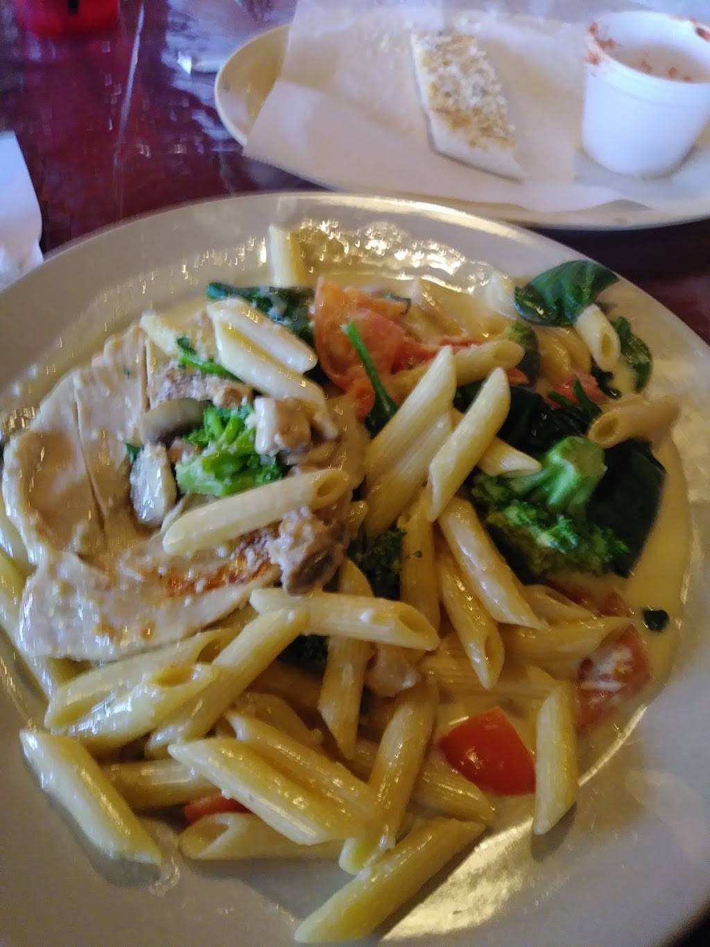 Vittorinos Cucina Italian Restaurant | restaurant | 2761 TN-72, Loudon, TN 37774, USA | 8654082422 OR +1 865-408-2422