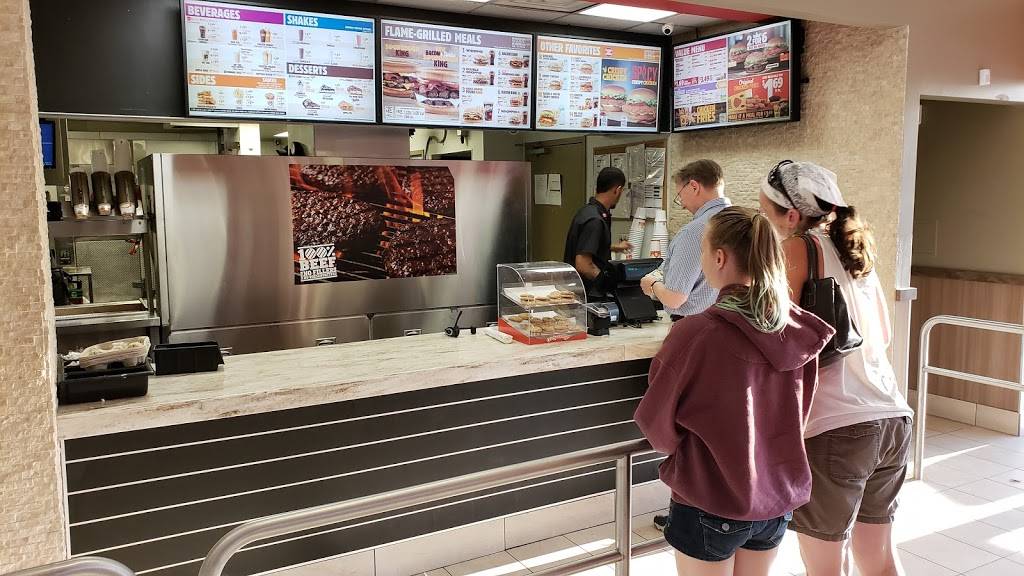 Burger King | restaurant | 2211 Tacketts Mill Dr, Lake Ridge, VA 22192, USA | 7039107002 OR +1 703-910-7002