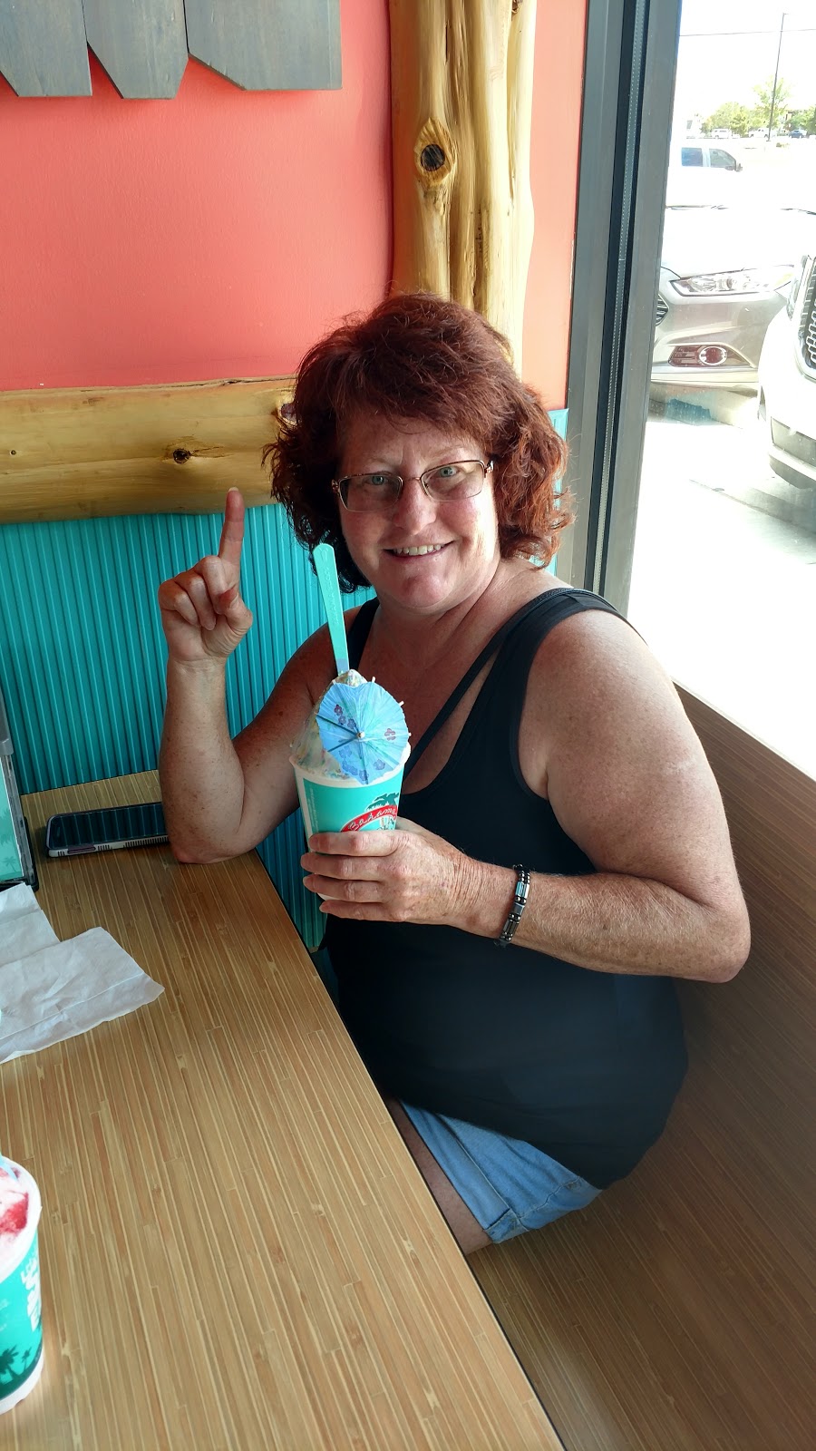 Bahama Bucks - Moore | restaurant | 761 SW 19th St #103, Moore, OK 73160, USA | 4052373937 OR +1 405-237-3937