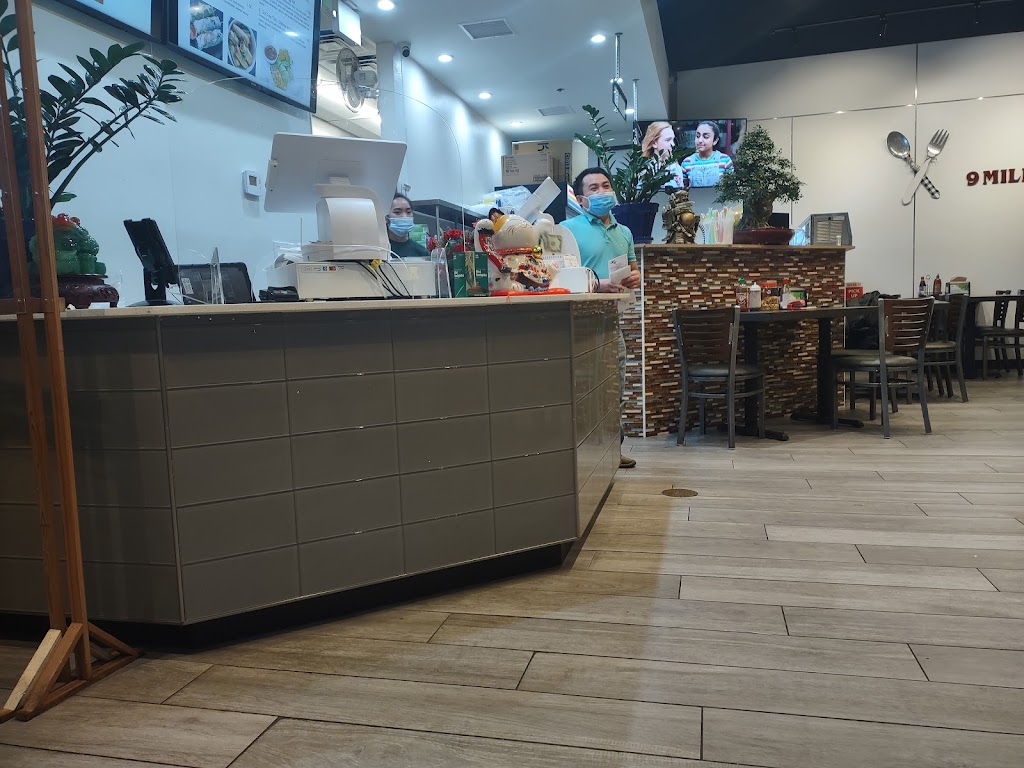 9 Mile Pho | restaurant | 12211 E Dartmouth Ave Ste 100, Aurora, CO 80014, USA | 7203356228 OR +1 720-335-6228