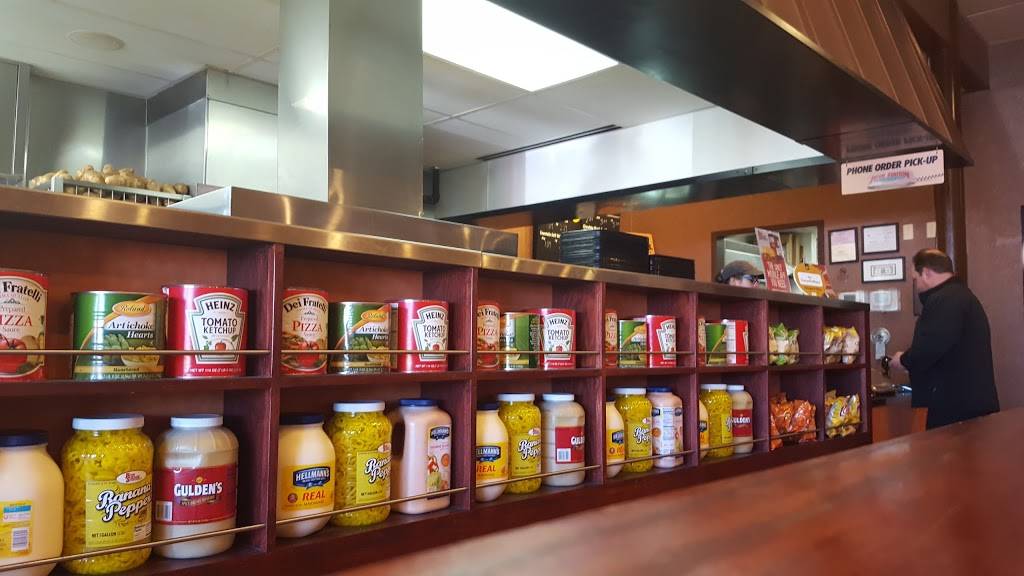 Penn Station East Coast Subs | meal takeaway | 2202 S Bend Ave, South Bend, IN 46635, USA | 5748552432 OR +1 574-855-2432