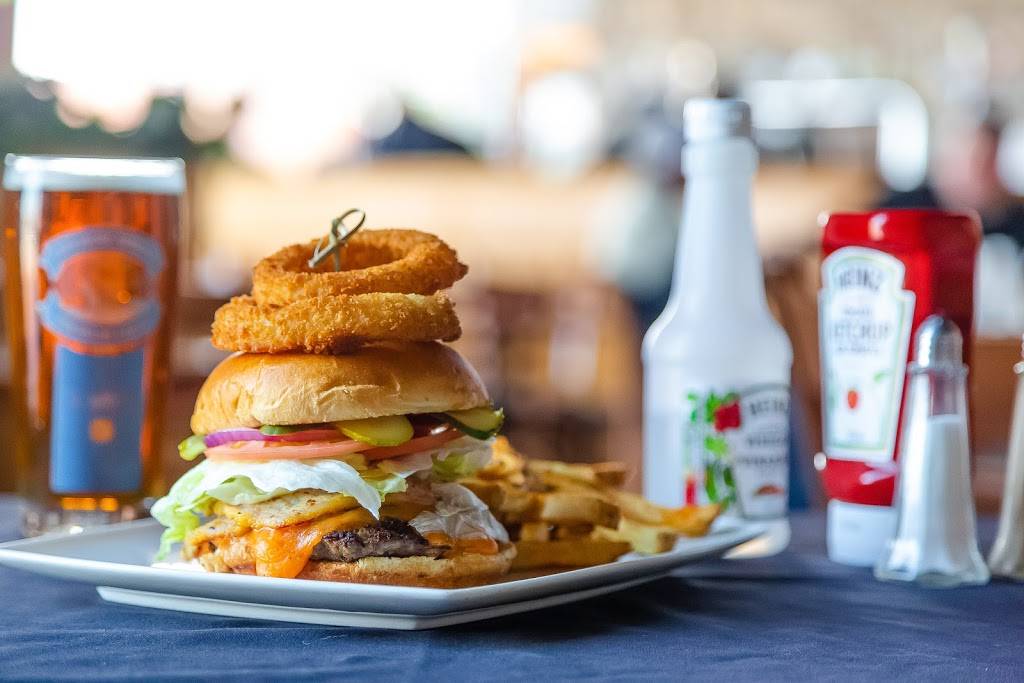 Wickies Pub And Restaurant | restaurant | 274 Burton Ave, Barrie, ON L4N 4C7, Canada | 7057250630 OR +1 705-725-0630