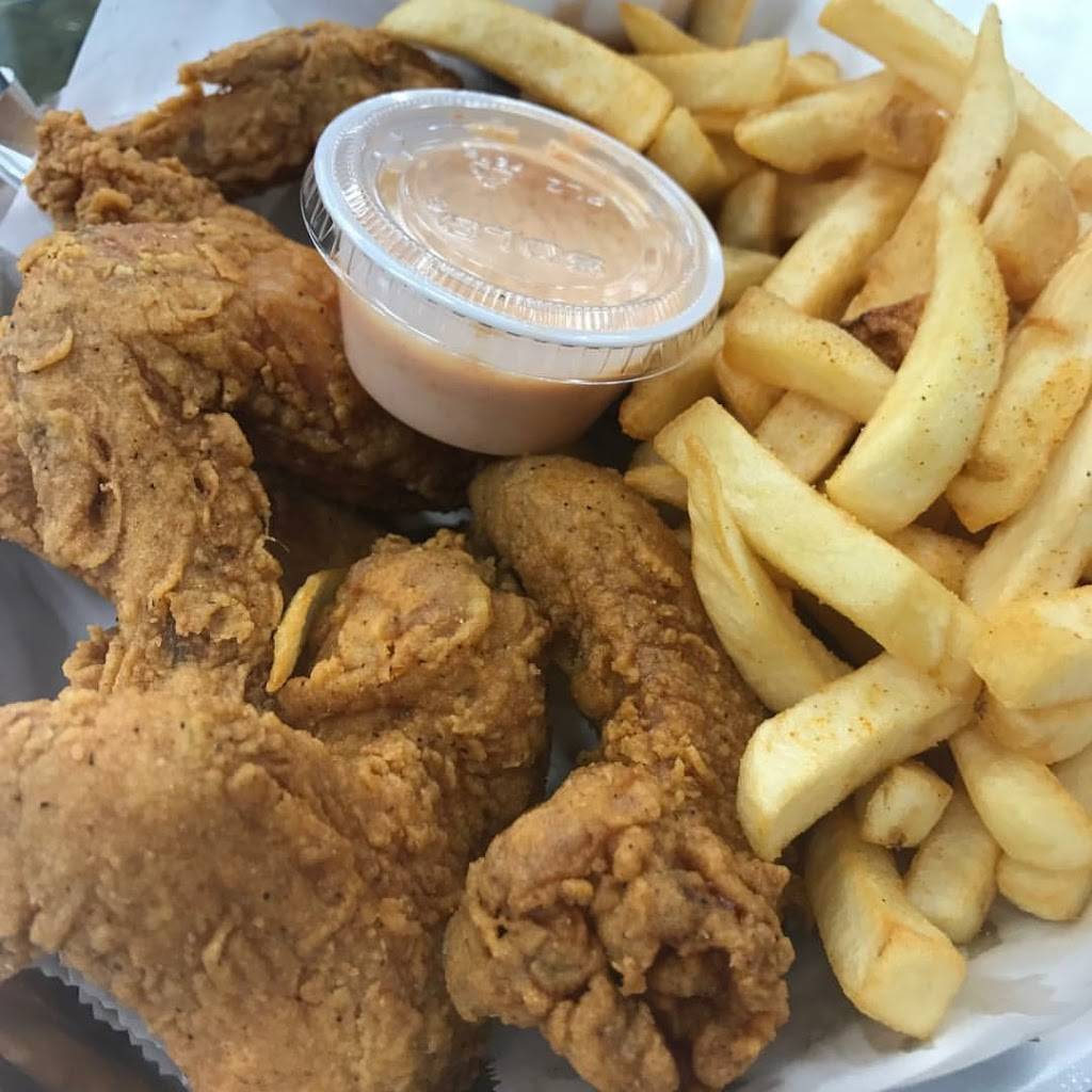 Speedys grub shack | restaurant | 14001 Lakewood Heights Blvd, Cleveland, OH 44107, USA | 2162512419 OR +1 216-251-2419