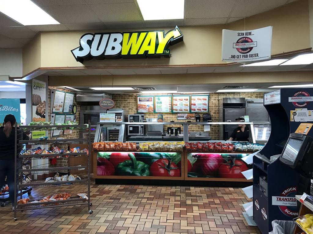 Subway | restaurant | 150 Plaza Park Rd, Lebanon Junction, KY 40150, USA | 5028330810 OR +1 502-833-0810